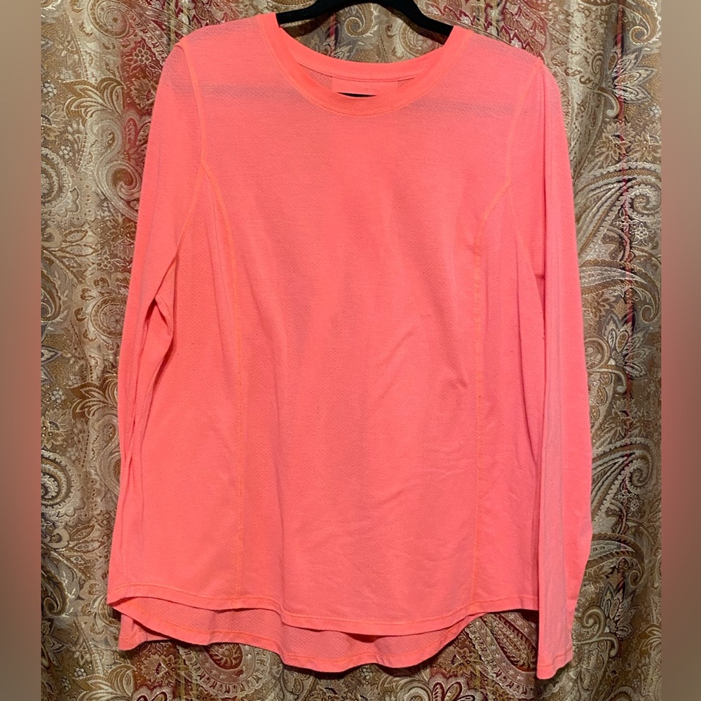 Women’s LS performance shirt